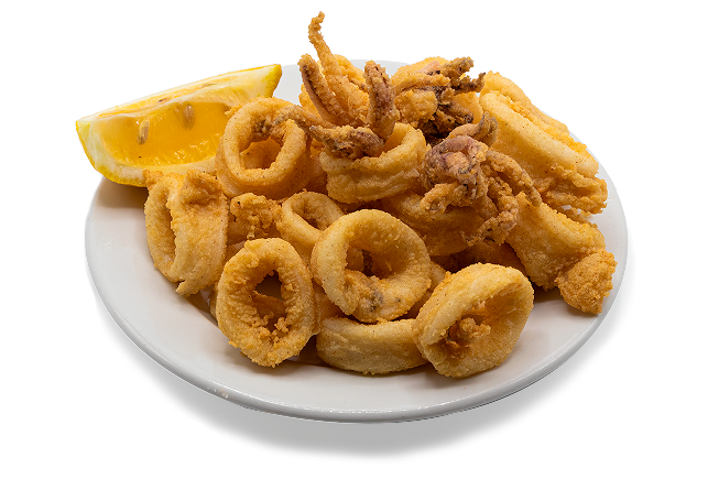 Plato de calamares fritos de Chupytira con limón